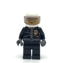 LEGO cty0027 - Police (City Leather Jacket with Gold Badge, White Helmet, Trans-Black Visor, Silver Sunglasses)
