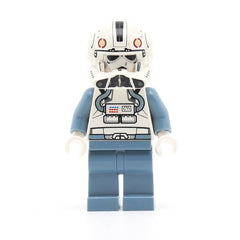 LEGO sw0281 - Clone Pilot, Episode 3 with Open Helmet and White Head