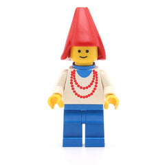 LEGO cas095 - Maiden (Necklace, Blue Legs, Cape, Red Cone Hat, Blue Plastic Cape)