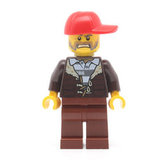 LEGO cty0834 -Mountain Police (Crook Male with Lined Jacket over Prisoner Shirt, Red Cap)