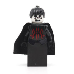 LEGO cas278 - Knights Kingdom II - Queen with Evil Skull Face, Black Ponytail Hair, Black Cape (Chess Queen)