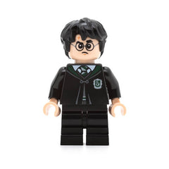 LEGO hp285 - Harry Potter (Black Slytherin Robe and Short Legs, Gregory Goyle Transformation)