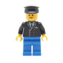 LEGO air037 - Airport (Pilot, Blue Legs, Black Hat)
