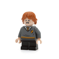 LEGO hp273 - Ron Weasley (Gryffindor Sweater with Crest, Black Short Legs)