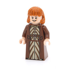 LEGO hp423 - Molly Weasley (Reddish Brown Coat)