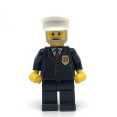LEGO cty0012 - Police (City Suit with Red Tie and Badge, Black Legs, White Hat)