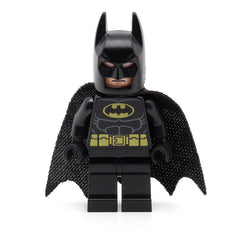LEGO sh0016b - Batman (Black Suit with Yellow Belt and Crest (Type 2 Cowl, Spongy Tear-Drop Neck Cut Cape))