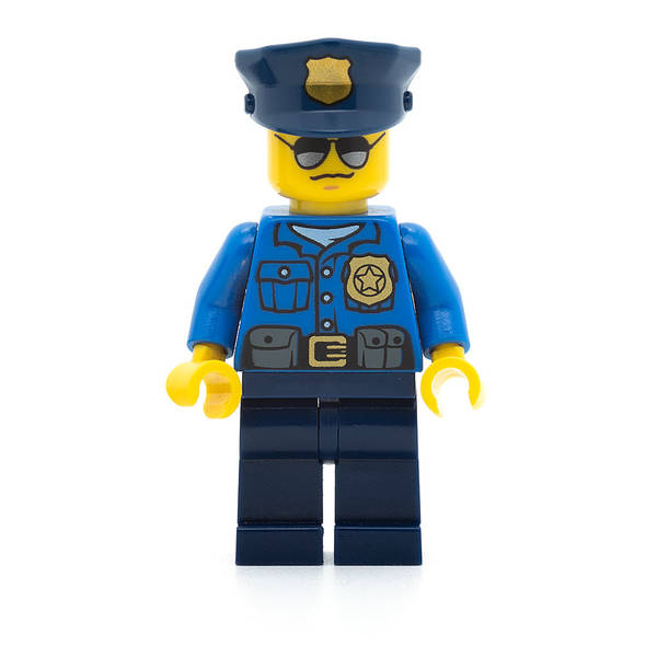 LEGO cty0450 - Police (City Officer, Gold Badge, Police Hat, Sunglasses)