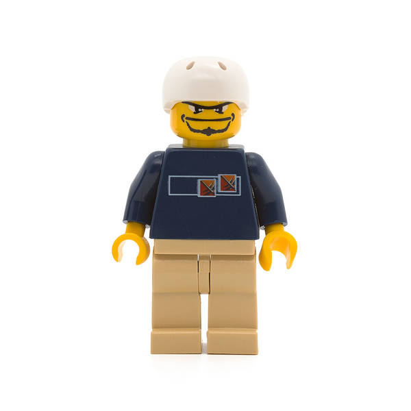 LEGO gg003 - Skateboarder (Dark Blue Shirt, Tan Legs)