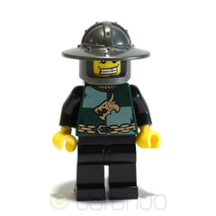 LEGO cas487 - Dragon Knight Quarters (Kingdoms, Helmet with Broad Brim, Gold Tooth)
