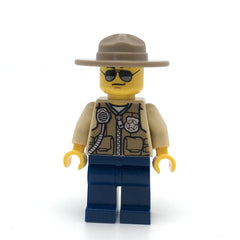 LEGO cty0516 -Swamp Police (Officer, Vest, Dark Tan Hat, Sunglasses)