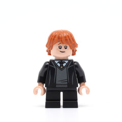 LEGO hp319 - Ron Weasley (Hogwarts Robe)