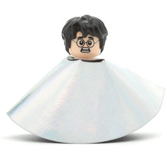 LEGO hp366 - Harry Potter (Gryffindor Robe Open, Sweater, Shirt and Tie, Black Short Legs, Invisibility Cloak)