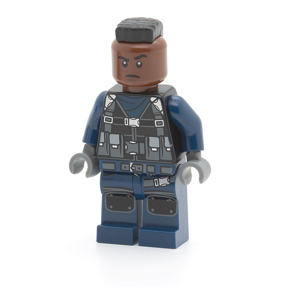 LEGO jw035 - ACU Tracker (Male, Black Wide Mohawk, Reddish Brown Head)