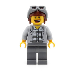 LEGO cty0282 - Police (Jail Prisoner Jacket over Prison Stripes, Dark Bluish Gray Legs, Aviator Cap and Goggles, Missing Tooth)