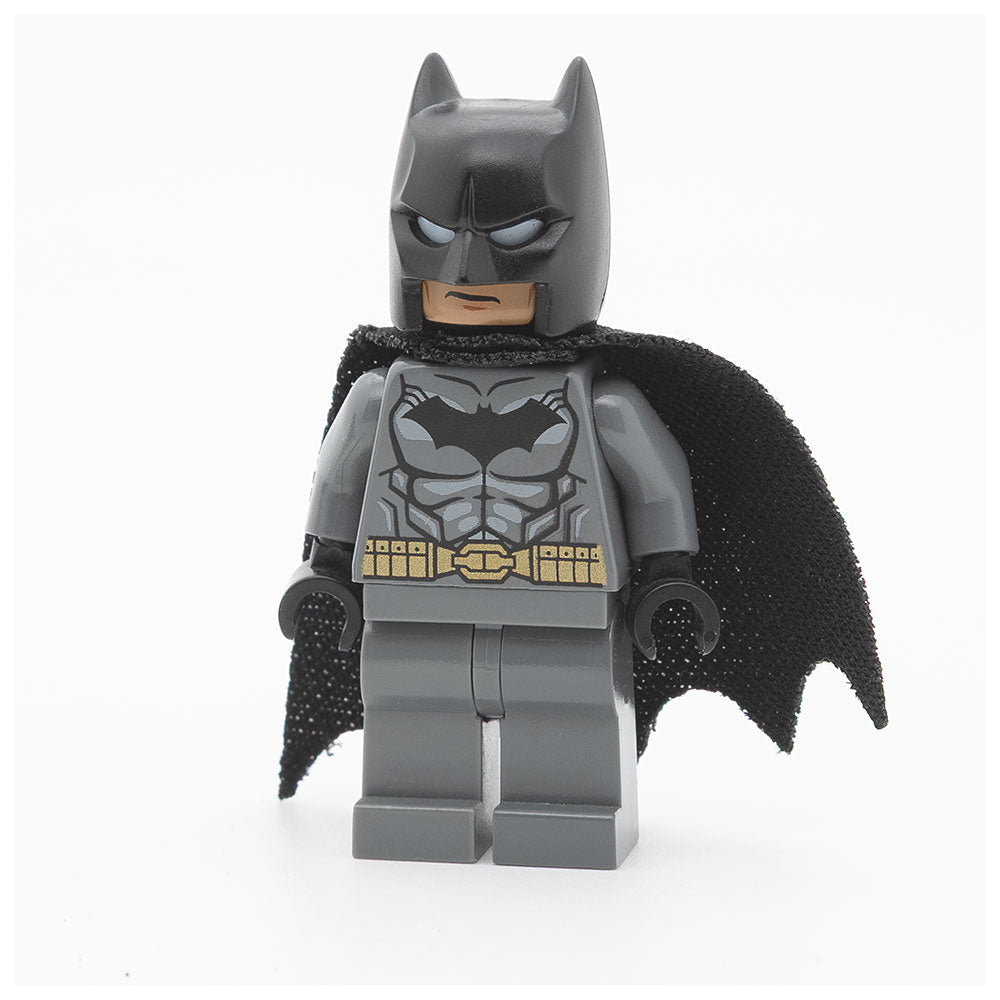 LEGO sh0151 - Batman (Dark Bluish Gray Suit, Gold Belt, Black Hands, Spongy Cape)