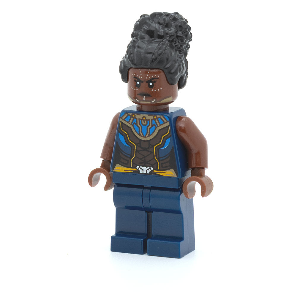 LEGO sh0735 - Shuri (Dark Blue Top)